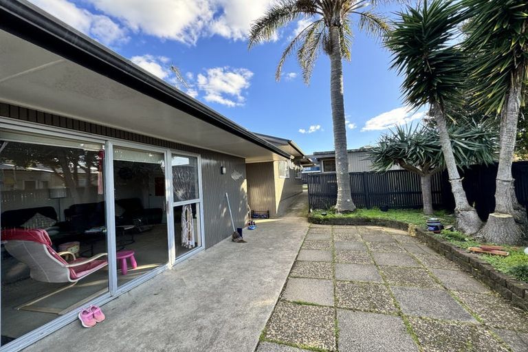 Photo of property in 18 Luton Avenue, Sunnyhills, Auckland, 2010