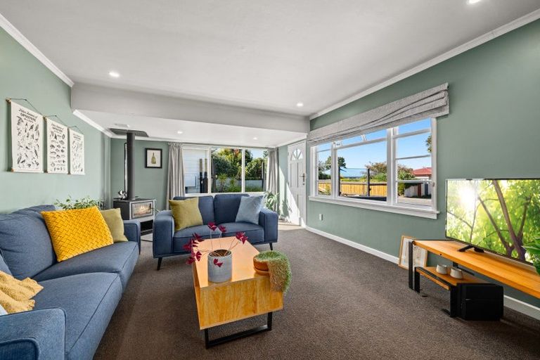 Photo of property in 12 Cubitt Street, Blenheim, 7201