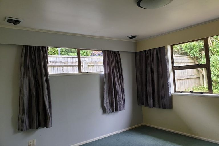 Photo of property in 1 Ceres Crescent, Johnsonville, Wellington, 6037