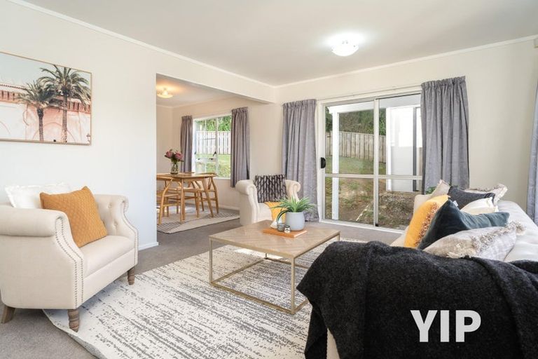 Photo of property in 35 Old Coach Road, Johnsonville, Wellington, 6037