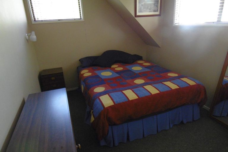 Photo of property in 82b Avonhead Road, Avonhead, Christchurch, 8042