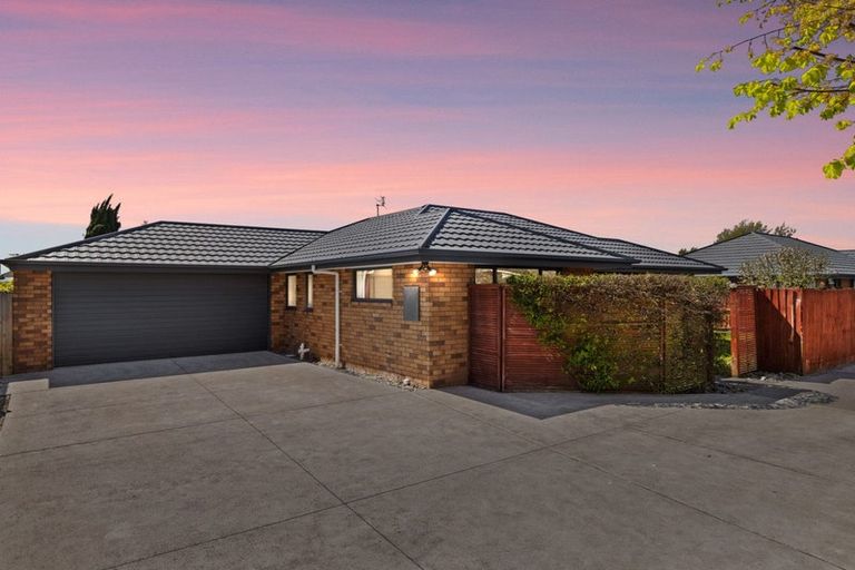 Photo of property in 43 Richards Avenue, Papanui, Christchurch, 8053
