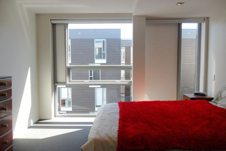 Photo of property in Monument Apartments, 8d/245 Wakefield Street, Te Aro, Wellington, 6011
