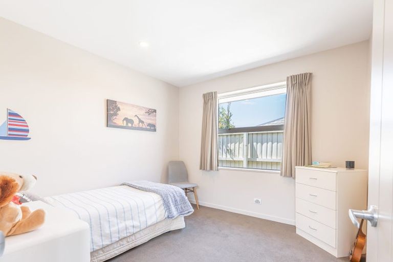 Photo of property in 83 Rannoch Drive, Broomfield, Christchurch, 8042