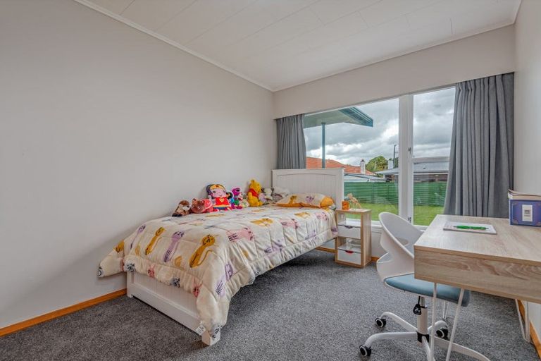 Photo of property in 100a Fitzroy Street, Terrace End, Palmerston North, 4410