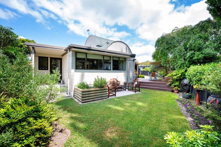 Photo of property in 17b Lucknow Road, Havelock North, 4130