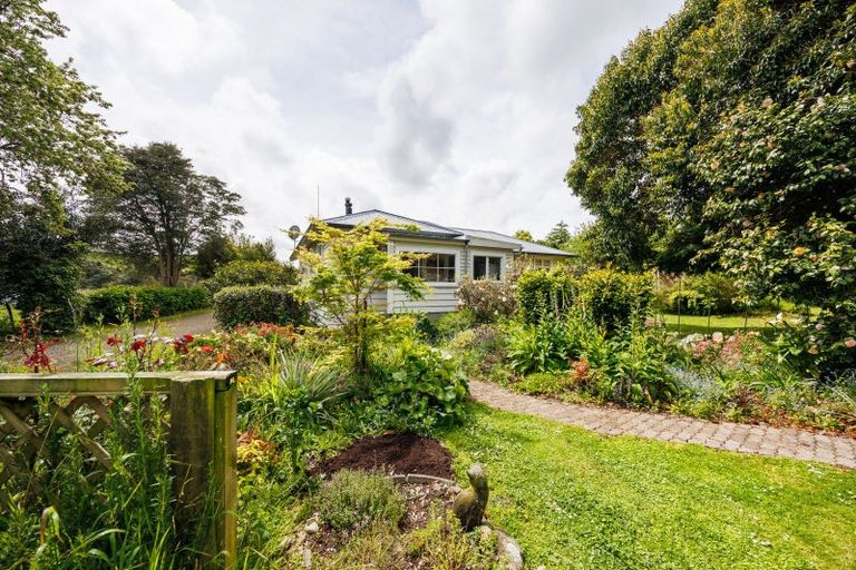 Photo of property in 82 No 4 Line, Ashhurst, 4884