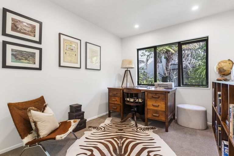 Photo of property in 116a Pah Road, Cockle Bay, Auckland, 2014