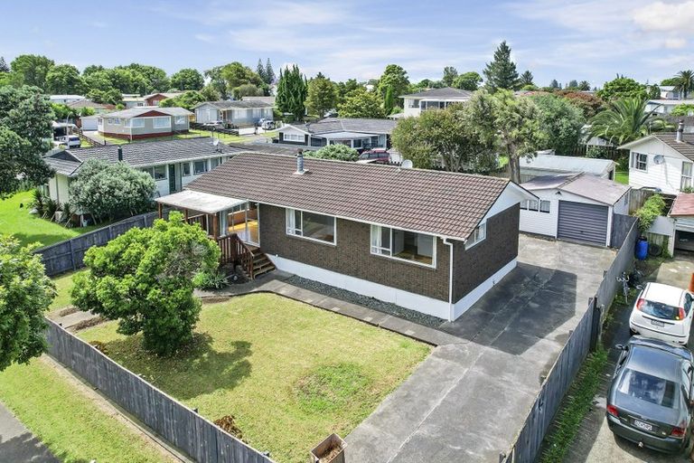 Photo of property in 14 Burbank Avenue, Manurewa, Auckland, 2102