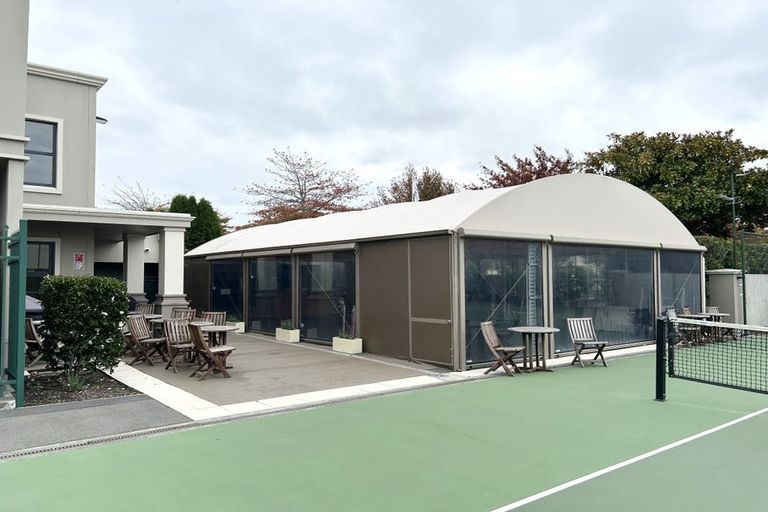 Photo of property in 5 Millpark Place, Northwood, Christchurch, 8051