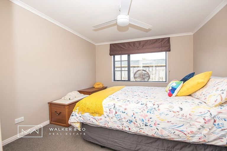 Photo of property in 39 Ebdentown Street, Ebdentown, Upper Hutt, 5018