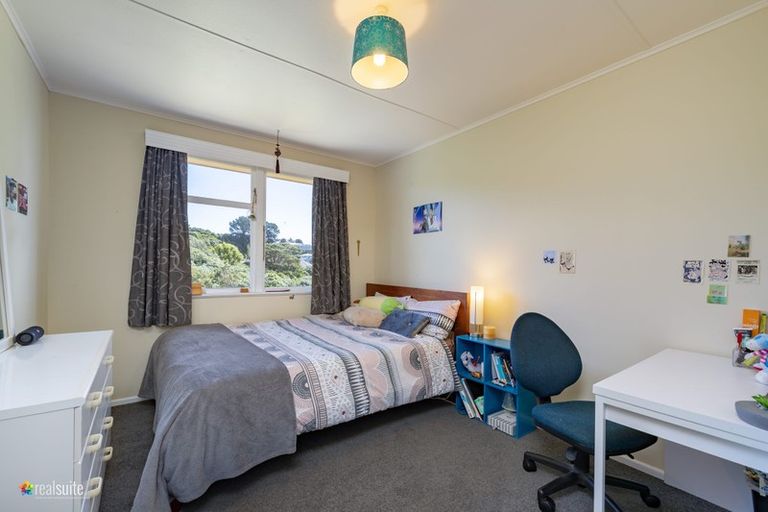 Photo of property in 63 Waihemo Street, Waitangirua, Porirua, 5024