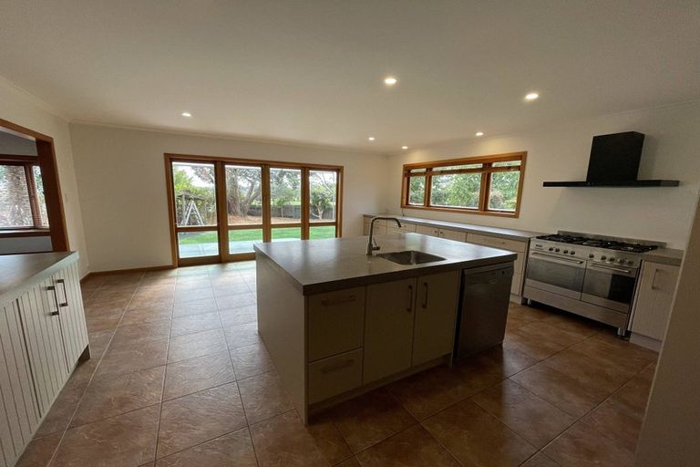 Photo of property in 13 Omana Road, Papatoetoe, Auckland, 2025