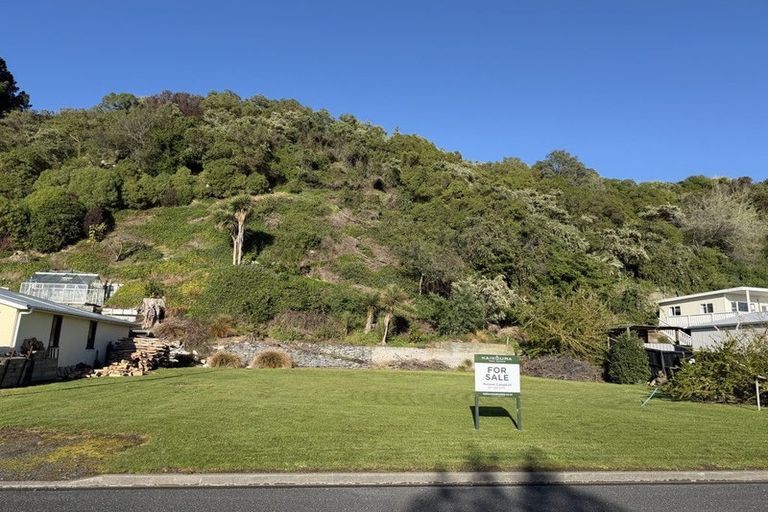 Photo of property in 102 Torquay Street, Kaikoura, 7300