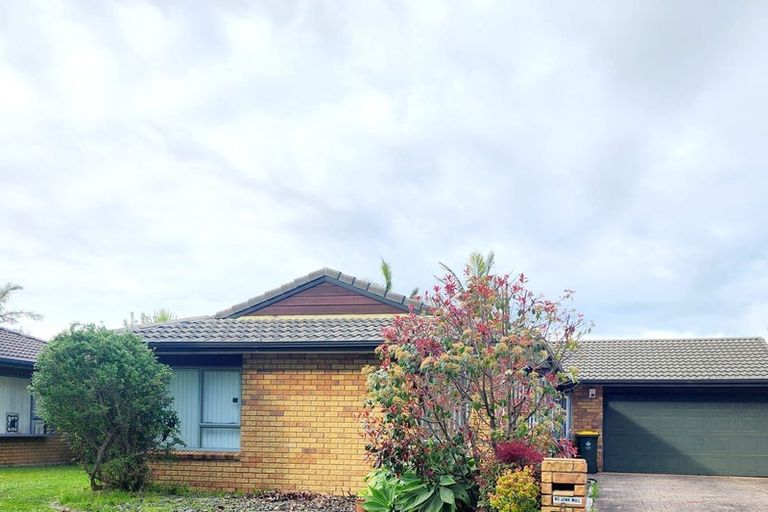 Photo of property in 8 Huntington Drive, Huntington Park, Auckland, 2013