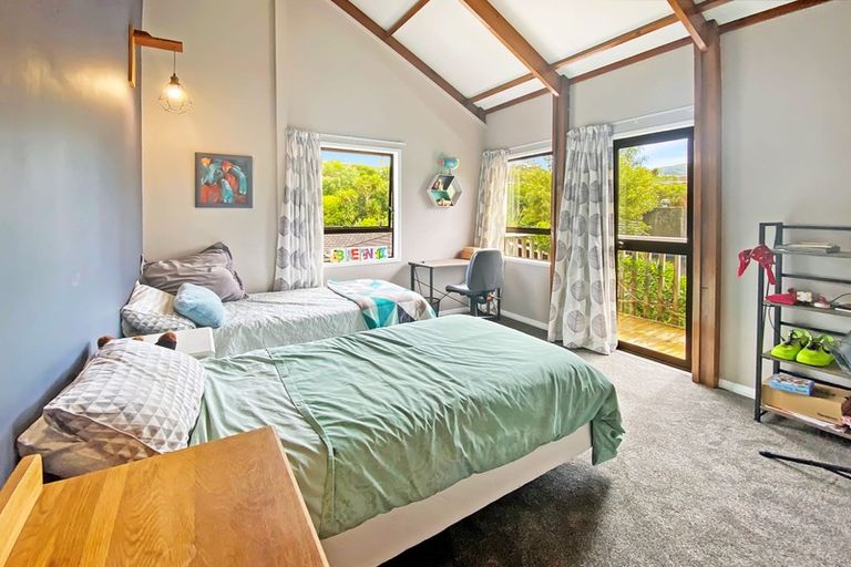 Photo of property in 34 Field Street, Silverstream, Upper Hutt, 5019