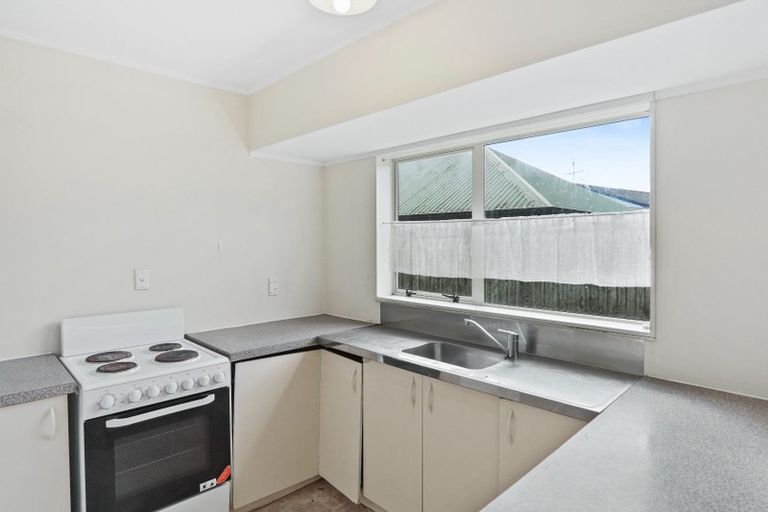 Photo of property in 2/14 Bellville Drive, Clendon Park, Auckland, 2103