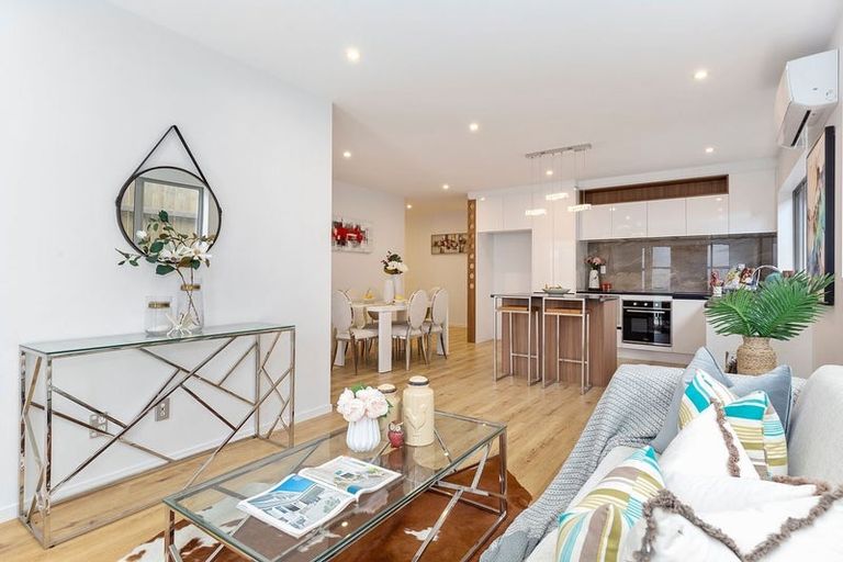 Photo of property in 43b Hamilton Road, Cambridge, 3434
