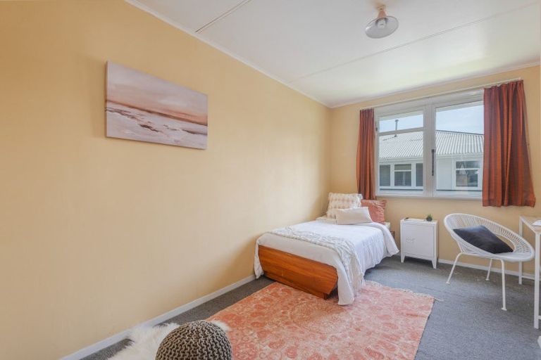 Photo of property in 30 Ashford Avenue, Hokowhitu, Palmerston North, 4410