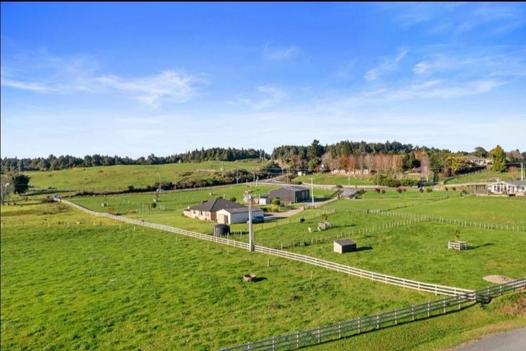 Photo of property in 10 Taumata Road, Pyes Pa, Tauranga, 3173