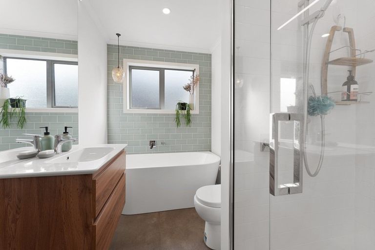 Photo of property in 482e Carrington Road, Hurworth, New Plymouth, 4371