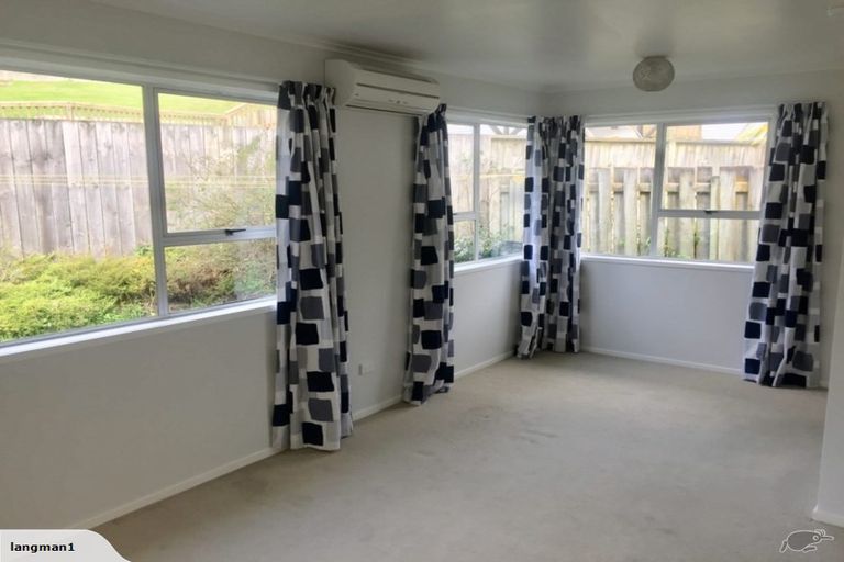 Photo of property in 1/79 Mountbatten Avenue, Hillcrest, Auckland, 0627