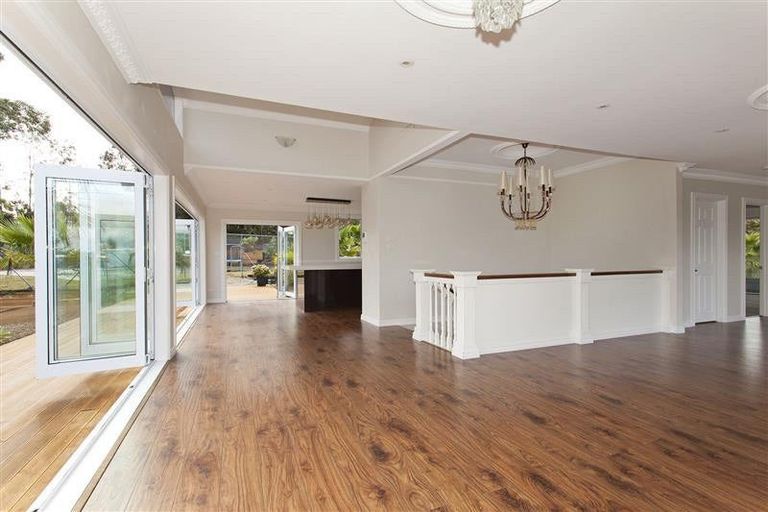 Photo of property in 220 Gills Road, Albany Heights, Auckland, 0632