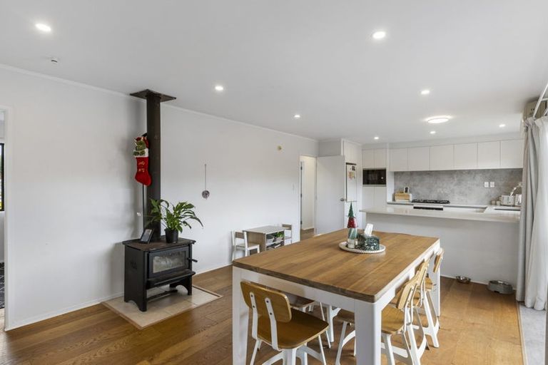 Photo of property in 73 Aberfeldy Avenue, Highland Park, Auckland, 2010