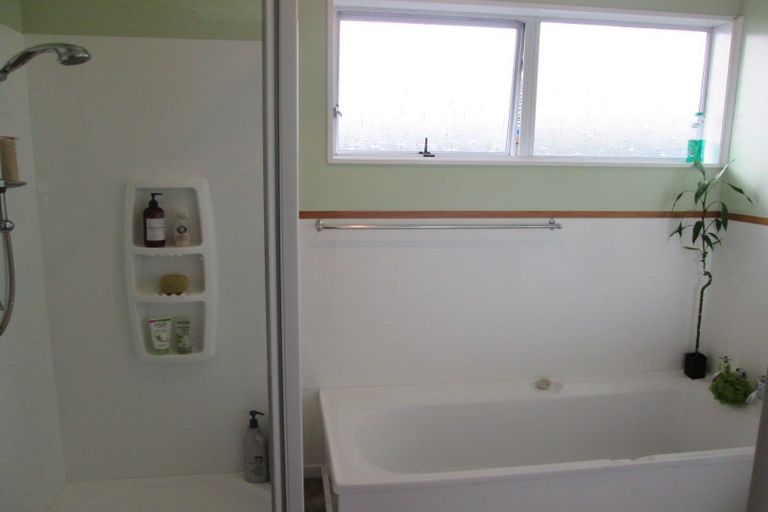 Photo of property in 10 Lane Place, Awapuni, Palmerston North, 4412