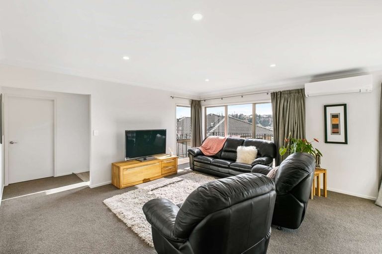 Photo of property in 14 Ko Place, Pyes Pa, Tauranga, 3112