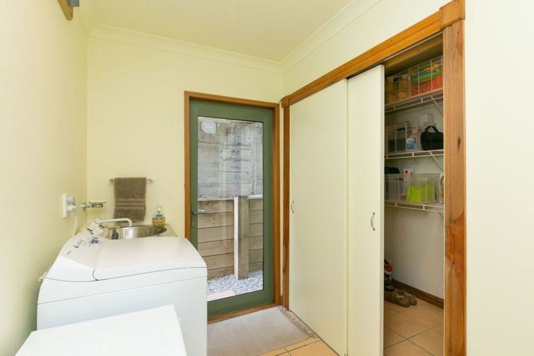 Photo of property in 10 Ocean Parade, Pukerua Bay, 5026