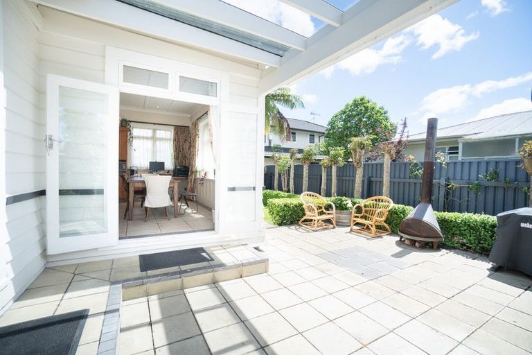 Photo of property in 45 Batt Street, West End, Palmerston North, 4410