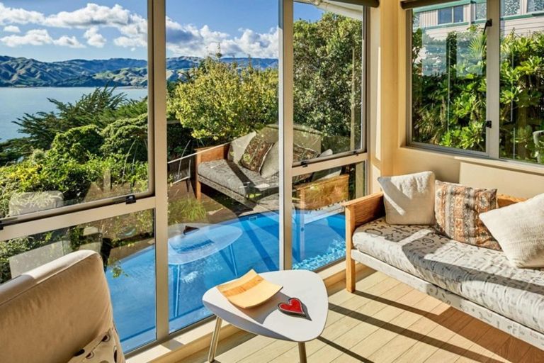 Photo of property in 3 Luff Place, Whitby, Porirua, 5024