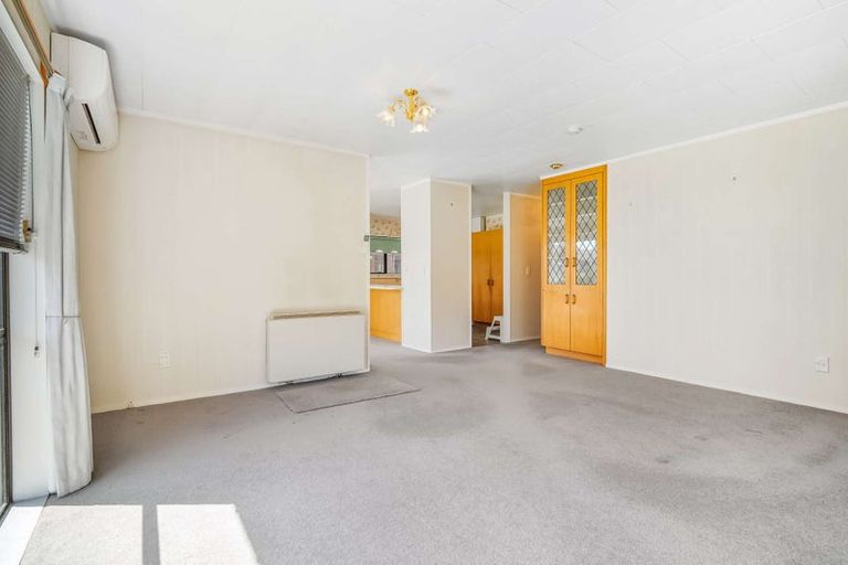 Photo of property in 15d Holyrood Terrace, Waipukurau, 4200