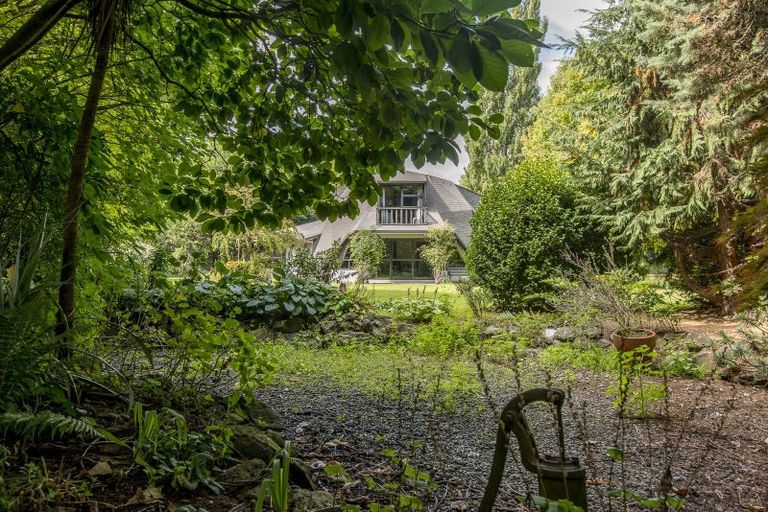 Photo of property in 233 Sparks Road, Hoon Hay, Christchurch, 8025