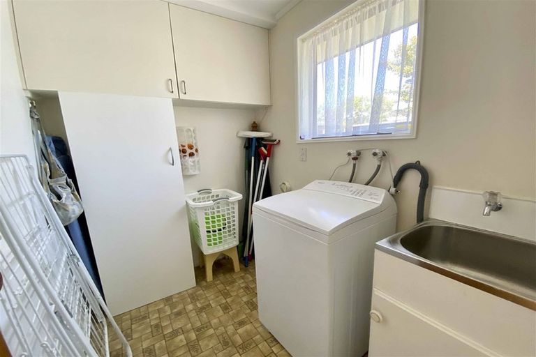 Photo of property in 23 Kauri Terrace, Hargest, Invercargill, 9810