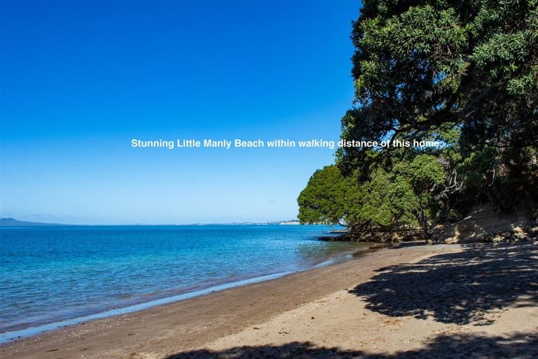 Photo of property in 21 Brixton Road, Manly, Whangaparaoa, 0930