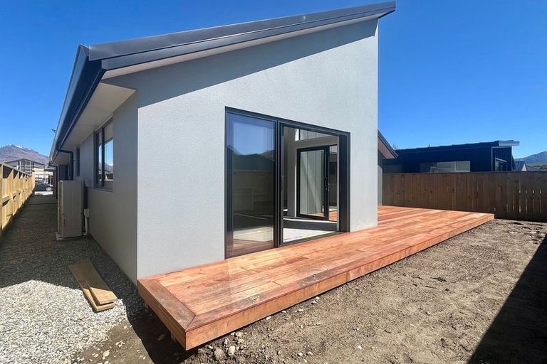 Photo of property in 45 Woolshed Road, Jacks Point, Queenstown, 9371