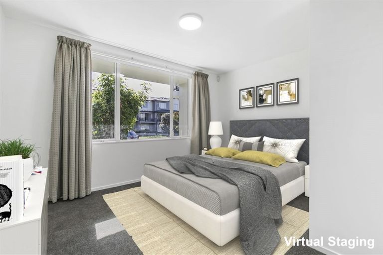 Photo of property in 2/23 Opito Way, East Tamaki, Auckland, 2013