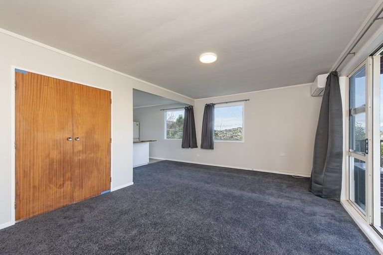 Photo of property in 41 Chartwell Drive, Crofton Downs, Wellington, 6035