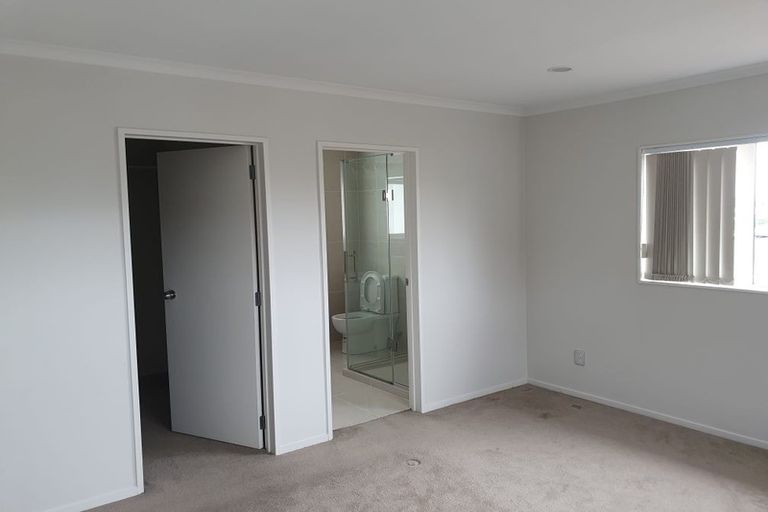 Photo of property in 1c Scotts Road, Manurewa East, Auckland, 2102