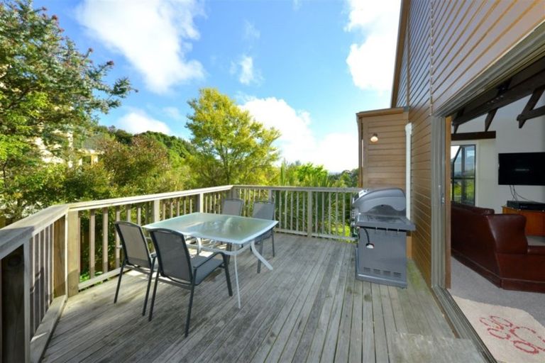 Photo of property in 26 Woodside Common, Westmorland, Christchurch, 8025