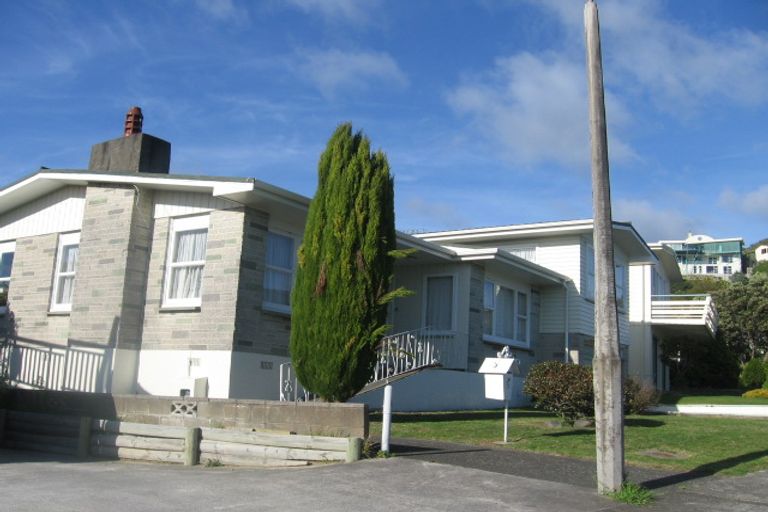 Photo of property in 5 Spinnaker Drive, Whitby, Porirua, 5024