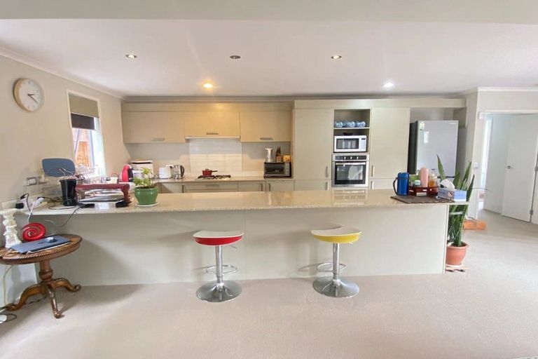 Photo of property in 57 Fields Parade, Oteha, Auckland, 0632