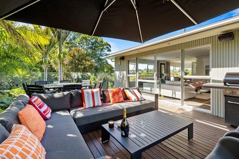 Photo of property in 57 Maxwelton Drive, Mairangi Bay, Auckland, 0630