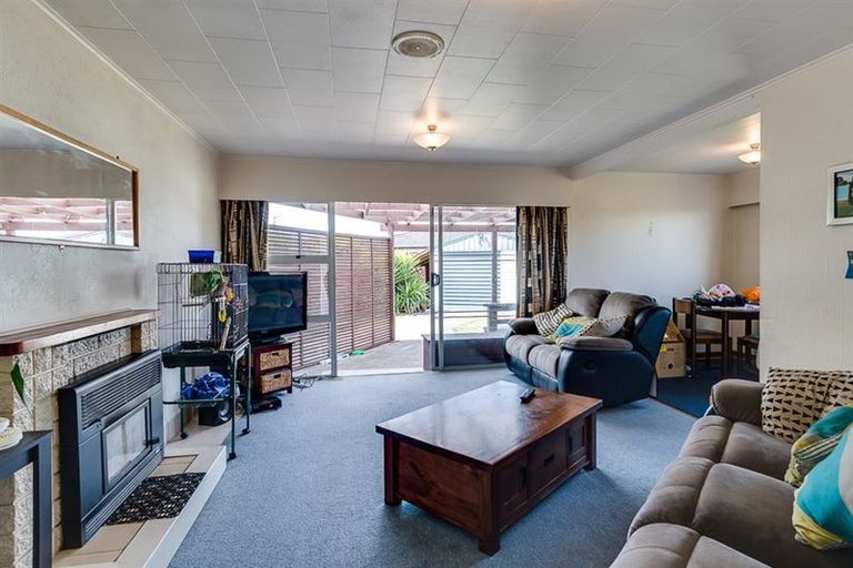 Photo of property in 6 Dinwiddie Avenue, Onekawa, Napier, 4110