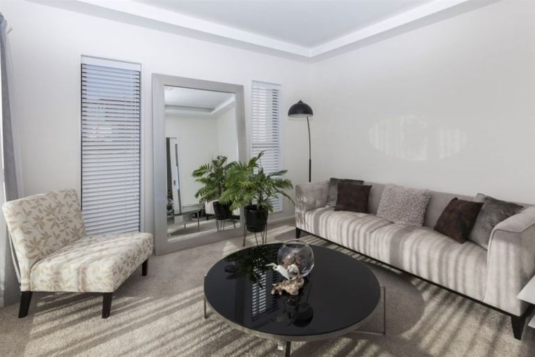 Photo of property in 166 Penruddock Rise, Westmorland, Christchurch, 8025