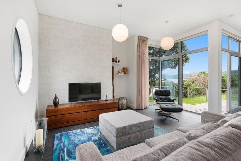 Photo of property in 19 Steeple Lane, Seatoun, Wellington, 6022