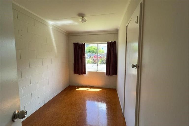 Photo of property in 32 Church Road, Mangere Bridge, Auckland, 2022
