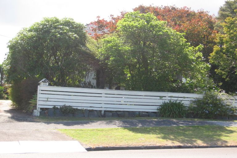 Photo of property in 23 Waipa Street, Birkenhead, Auckland, 0626